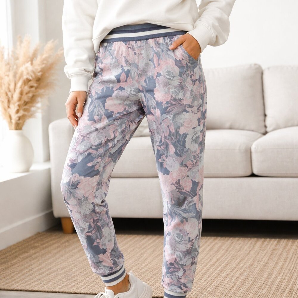 Medium Floral joggers